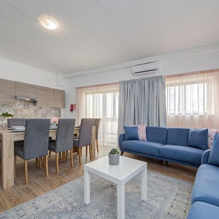 Fleur Court - Sliema 4 Bedroom Side Seaviews Apartments And Penthouse By Shortletsmalta Ngoại thất bức ảnh