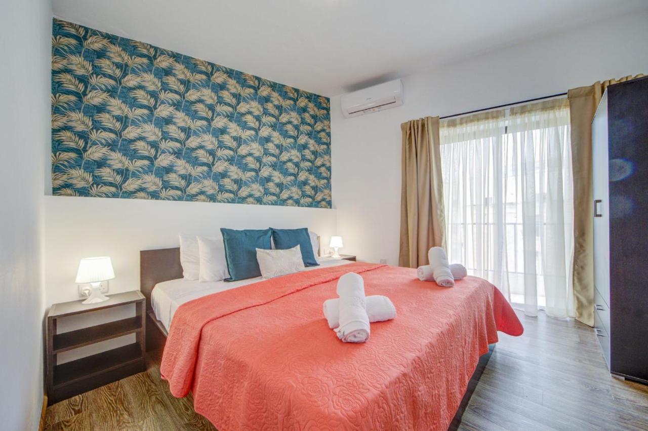 Fleur Court - Sliema 4 Bedroom Side Seaviews Apartments And Penthouse By Shortletsmalta Ngoại thất bức ảnh